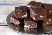 Decadent Chocolate Fudge Recipe for Rich, Smooth Candy