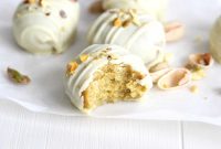 Homemade Pistachio Easter Eggs Recipe: Creamy Pistachio Truffles for Spring