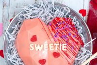 DIY Valentine’s Day Breakable Chocolate Heart Tutorial