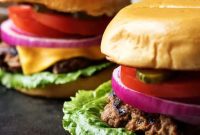 Homemade Juicy Hamburgers Recipe for Classic Flavor