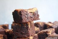 Peanut Butter and Jelly Swirl Brownies: Decadent Dessert Recipe