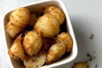 Crispy Herb-Roasted Potatoes with Garlic and Parmesan