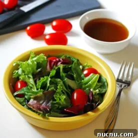 What to Serve with Lasagna: Appetizers, Sides & Desserts 6 Balsamic Vinairgrette