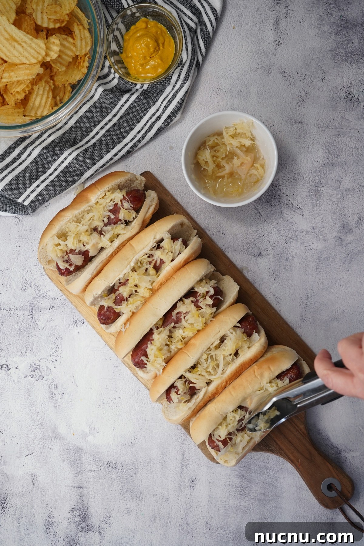 Smoked Bratwurst Recipes: Juicy Grilled Brats with Sauce Ideas 8 smoked brats adding sauerkraut