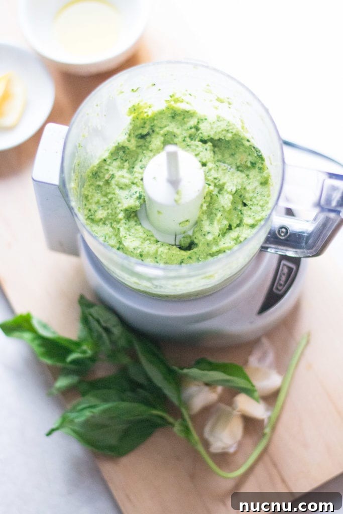 Zucchini Basil Pesto - #dairyfree #glutenfree #meatlessmonday | Sarcastic Cooking