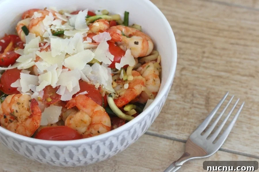 Garlic Shrimp with Zucchini Noodles (Zoodles) — Low-Carb Dinner 5 Veggies and Shrimp Bowl