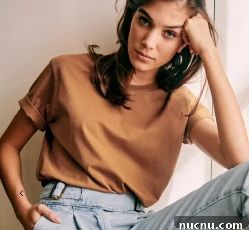 Create a Versatile Fall Capsule Wardrobe: 10 Timeless Pieces 11 img 12962 10