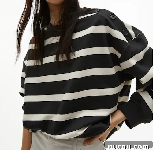 Create a Versatile Fall Capsule Wardrobe: 10 Timeless Pieces 14 img 12962 16