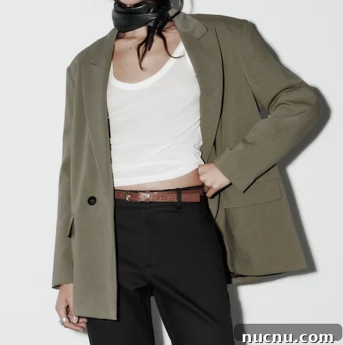 Create a Versatile Fall Capsule Wardrobe: 10 Timeless Pieces 15 img 12962 17