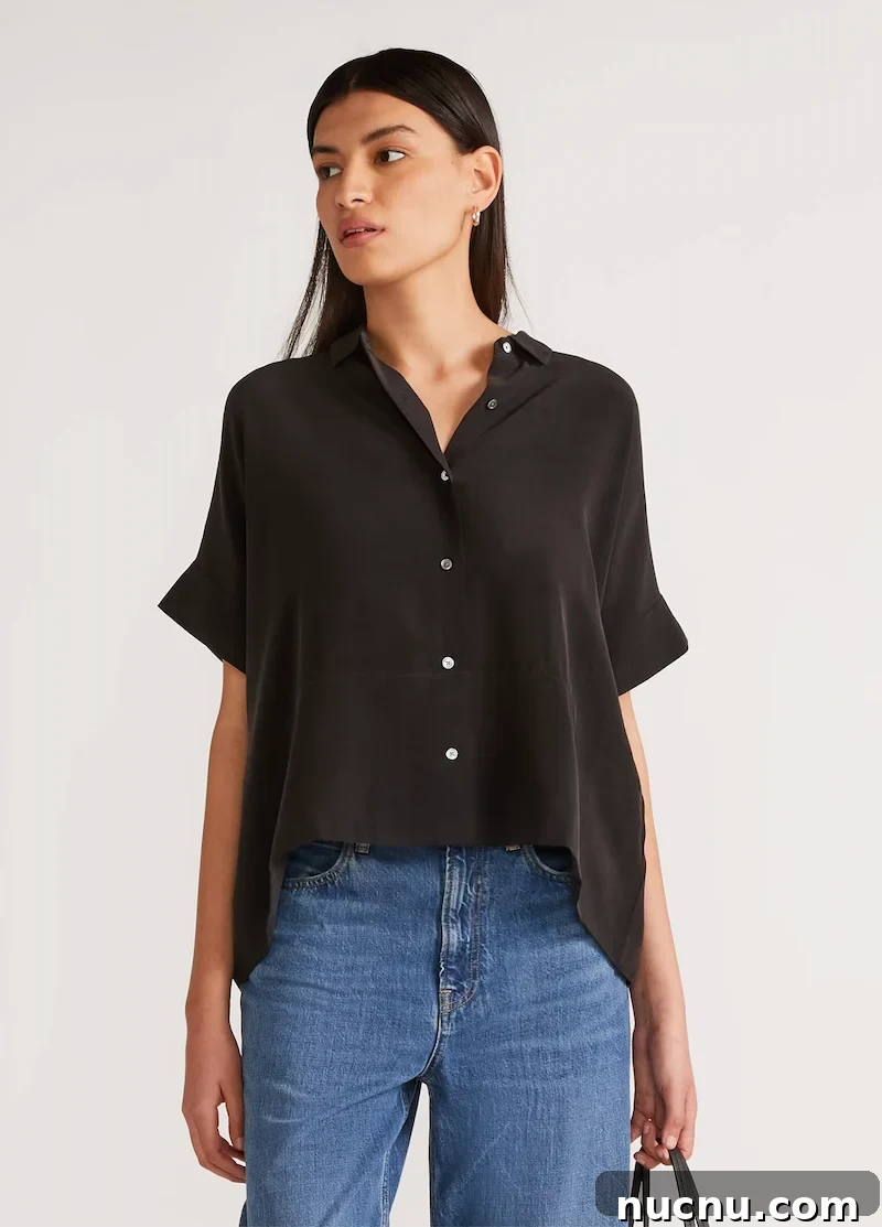 Create a Versatile Fall Capsule Wardrobe: 10 Timeless Pieces 7 img 12962 6