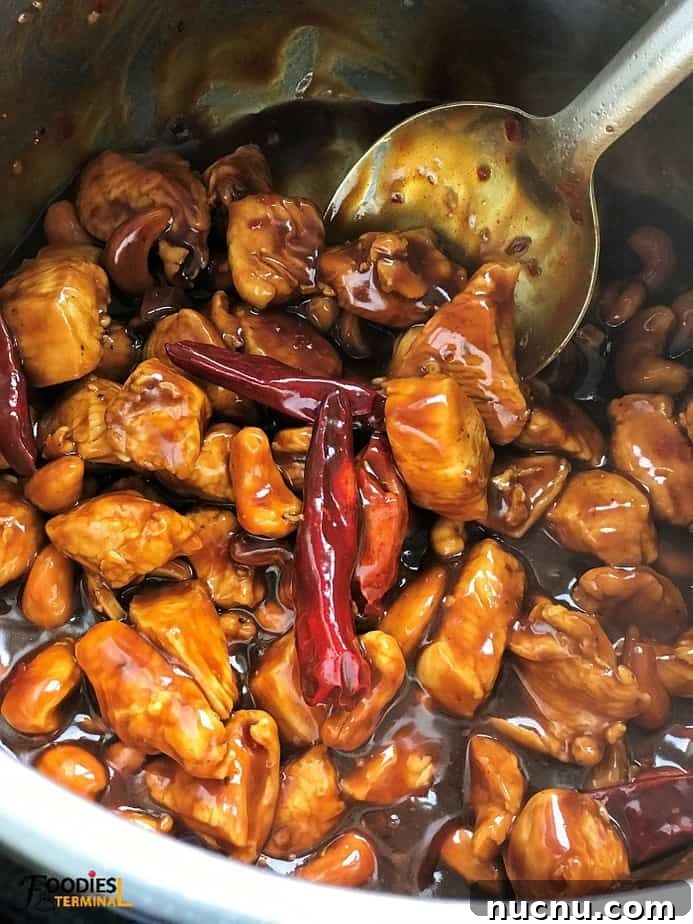 Instant Pot Cashew Chicken ready to serve 