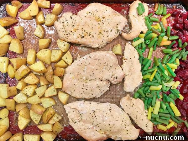 chicken sheet pan dinner with green beans
