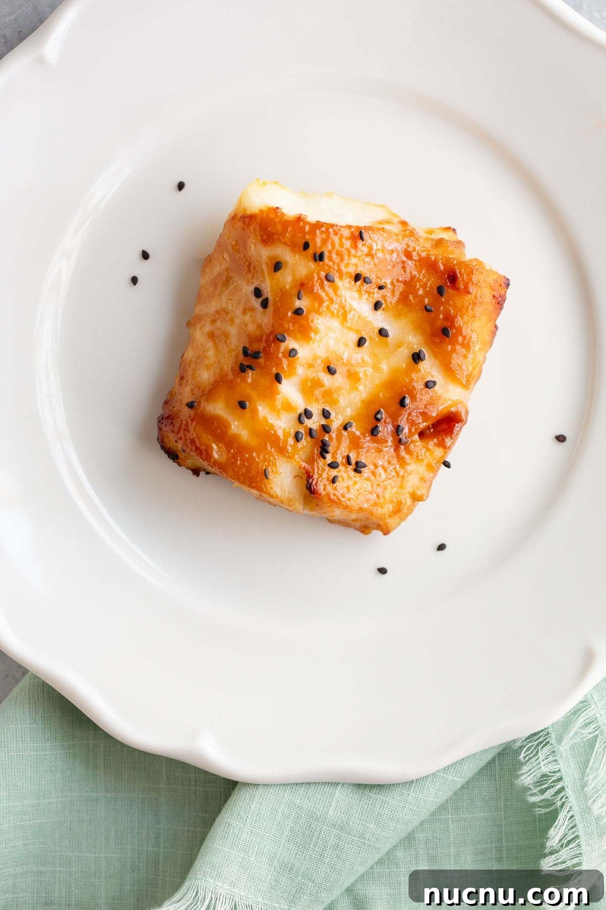 Crispy Air Fryer Miso Cod Recipe — Quick Weeknight Dinner 8 Air fryer miso cod topped with black sesame seeds
