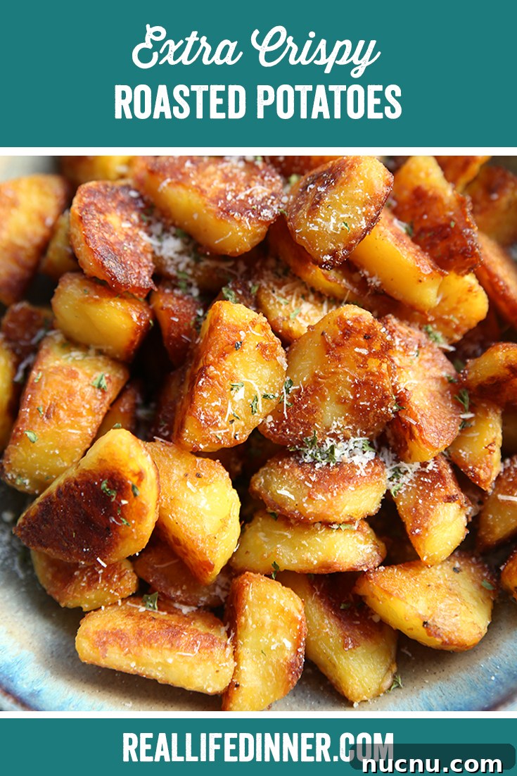 How to Make Extra-Crispy Roasted Potatoes 15 Pinterest picture with the text of the title of the recipe at the top.