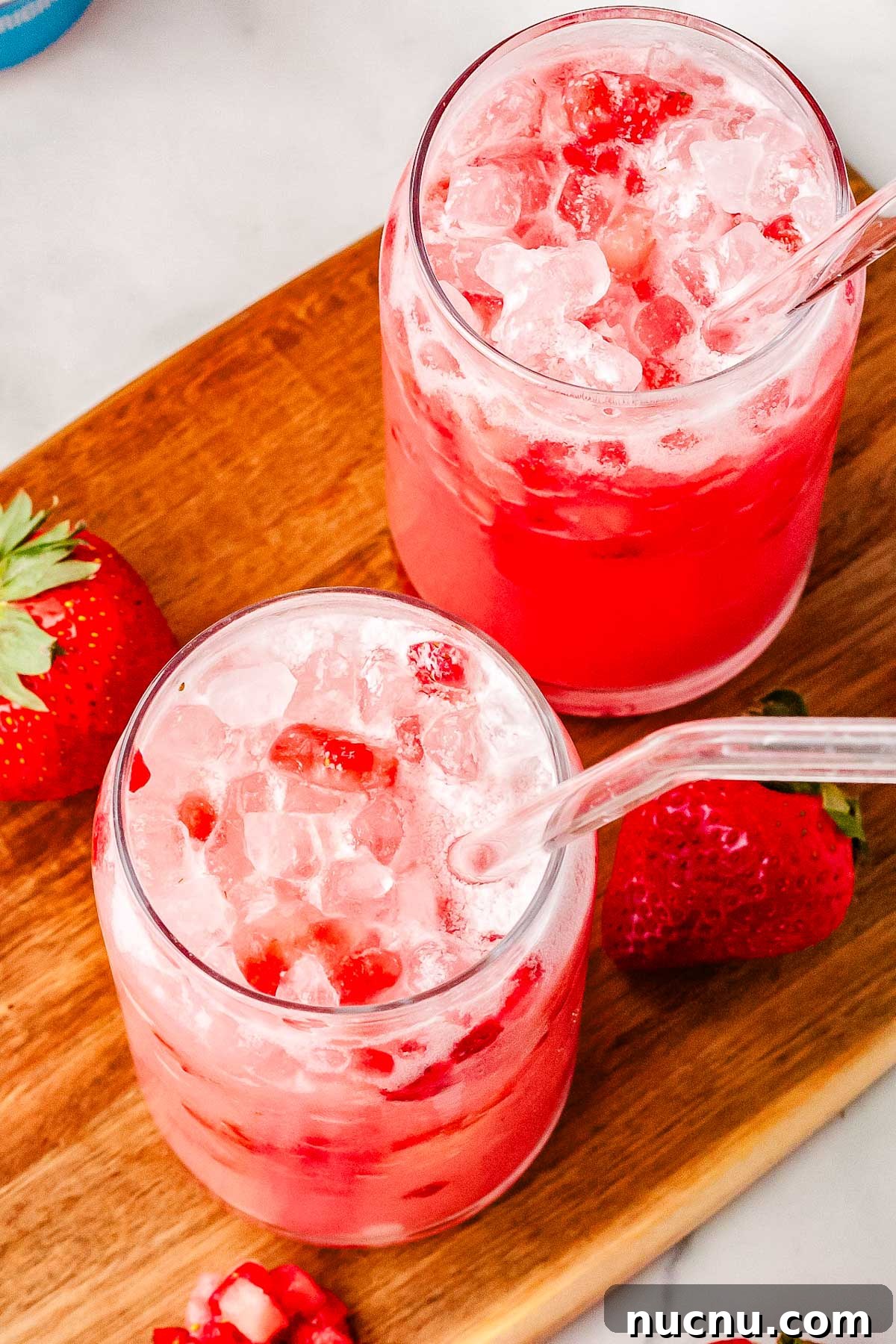 Strawberry Breeze Cocktail Copycat Recipe: Refreshing Homemade Drink 17 Two glasses of copycat Swig Strawberry Breeze drinks.