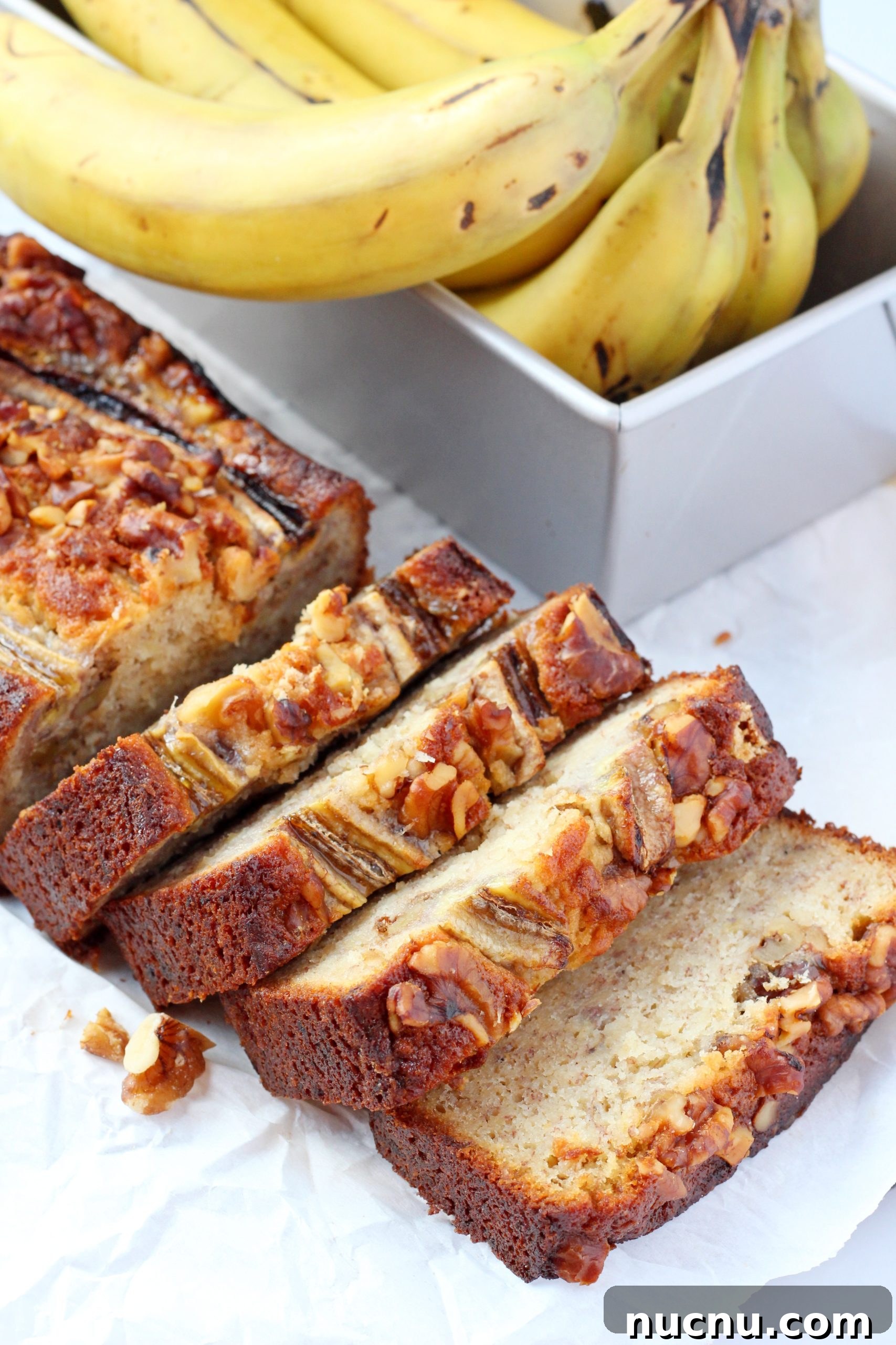 Ultimate Banana Bread Recipe: Moist, Flavorful, and Irresistible 7 img 2816 6