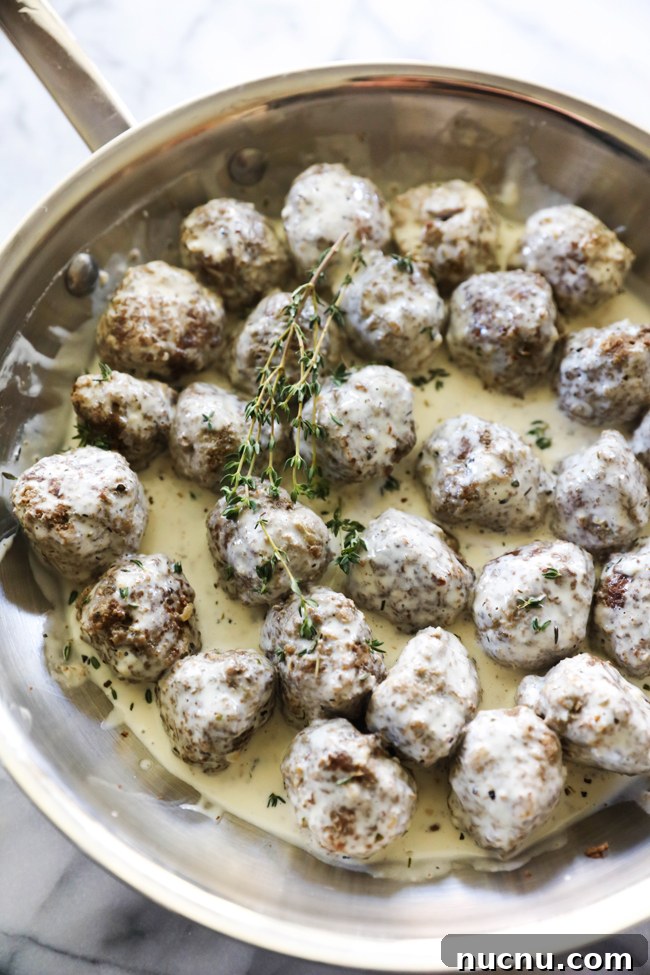Garlic Herb Meatballs with Creamy Sauce Recipe 3 Meatballs with Garlic Herb Sauce