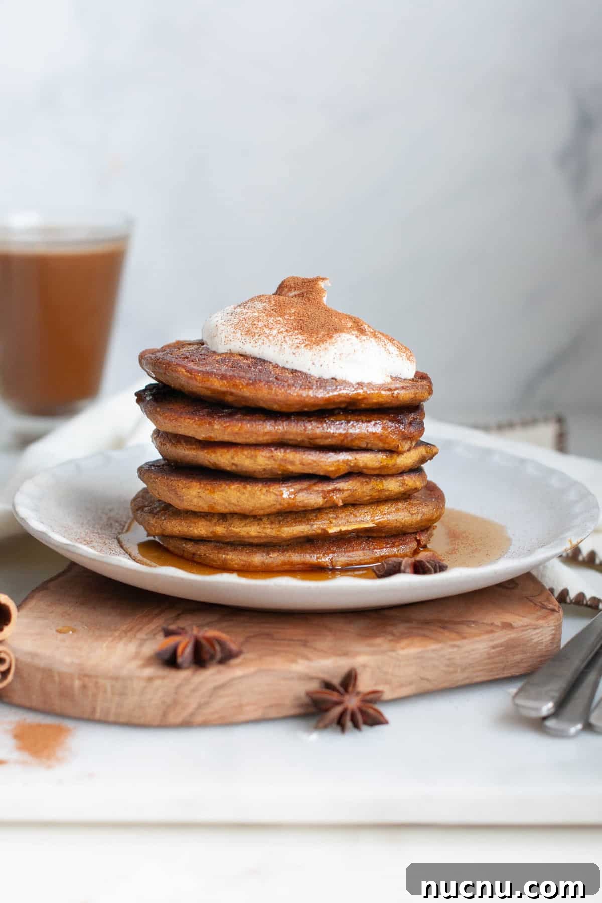 Fluffy Pumpkin Oatmeal Pancakes with Warm Spice 2 pumpkin pancakes