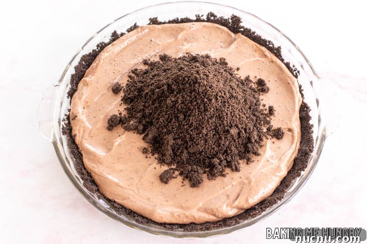 Decadent Chocolate Mud Pie Recipe: Creamy No-Bake Dessert 12 pile of crumbs in top of the pudding