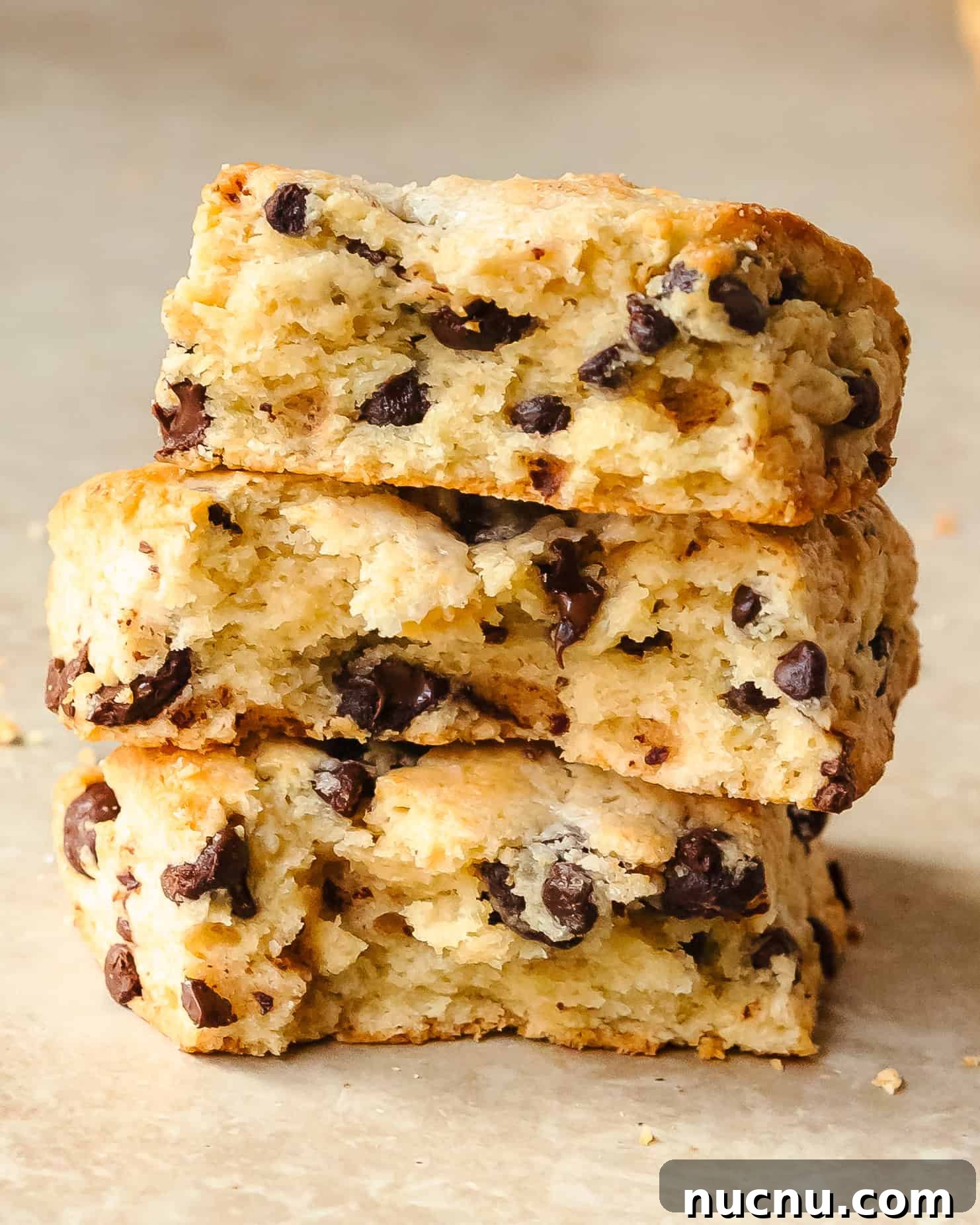 Crispy Chocolate Chip Scones Recipe for Perfect Morning Pastries 4 img 36469 3
