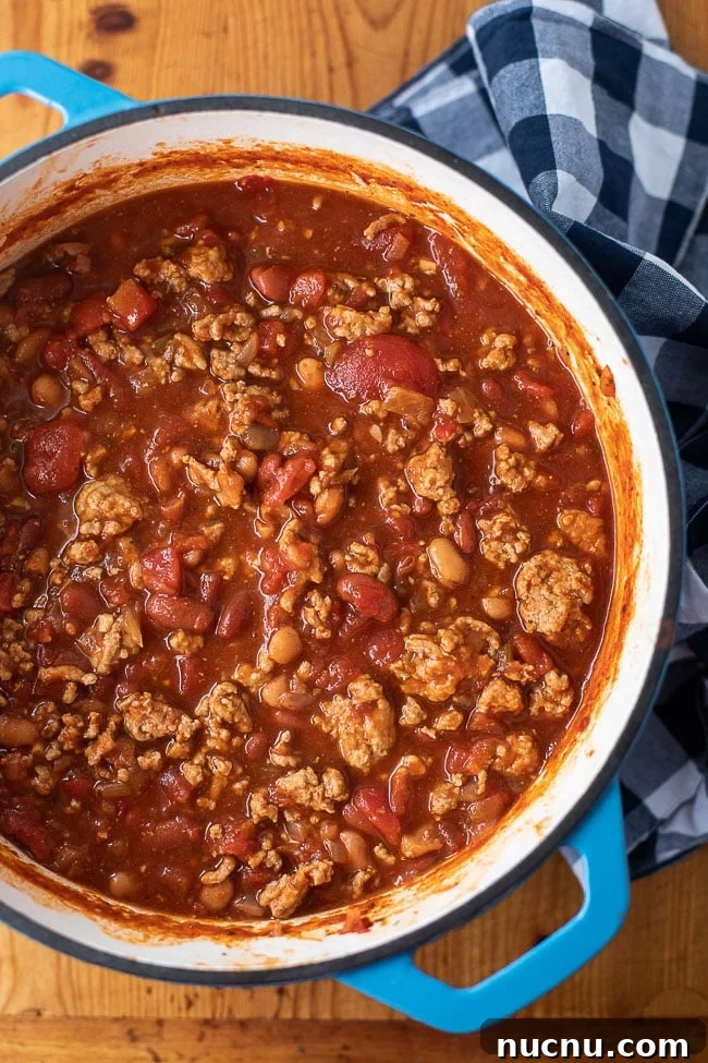 Hearty Ground Pork Chili Recipe for Cozy Weeknight Dinners 5 pot of chili with ground pork