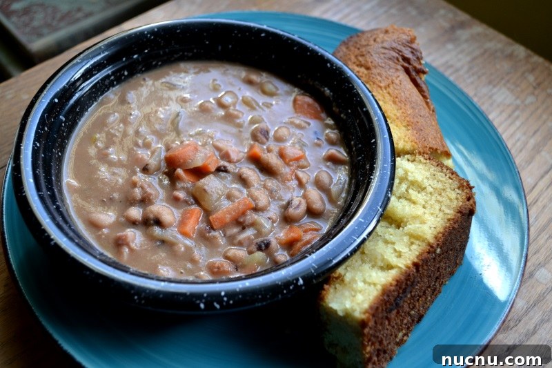 Classic Cottage Pie Recipe: Comforting Beef and Mash Dinner 9 Ham and Bean Soup for Two with cornbread