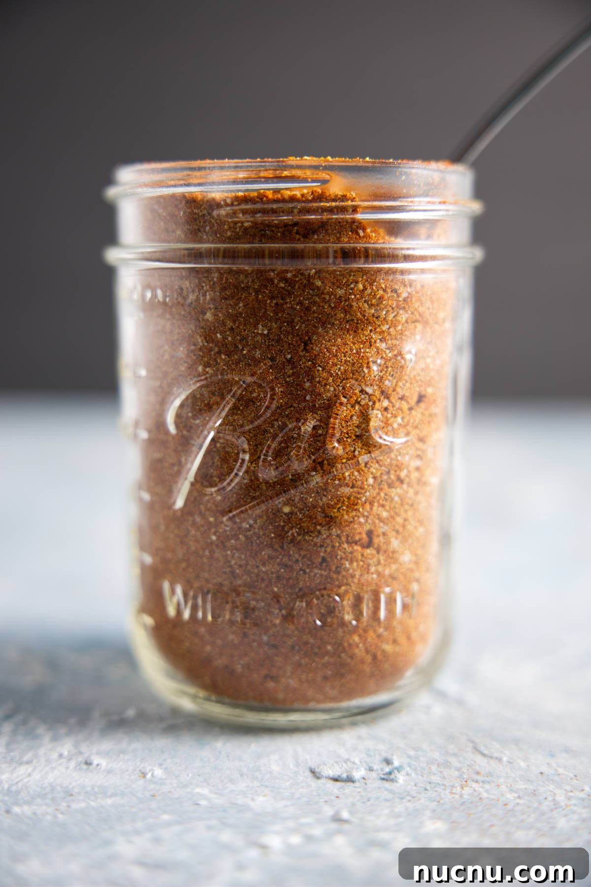 Savory Pork Butt Dry Rub Recipe for Juicy Barbecue 19 pork dry rub in mason jar