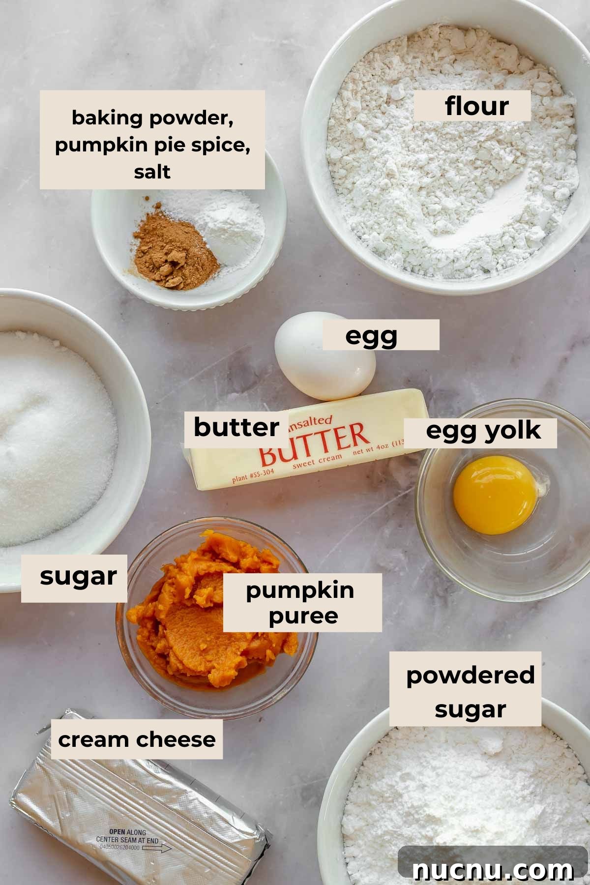 Ingredients for pumpkin gooey bars.
