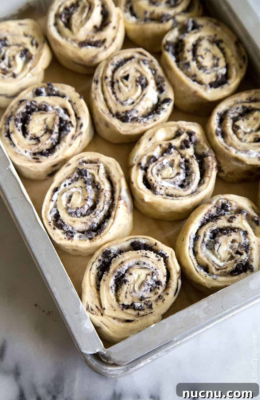 Cookies and Cream Roll Recipe: Decadent No-Bake Dessert 13 Cookies and Cream Rolls