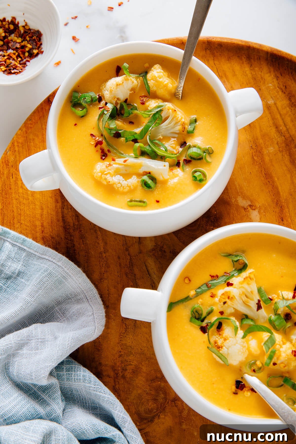 Creamy Curried Cauliflower Soup Recipe for Cozy Weeknights 2 curried cauliflower soup recipe
